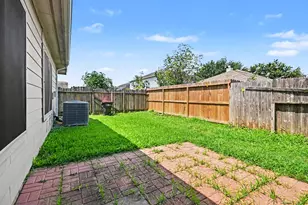 9430 Heflin Colony Dr, Sugar Land, TX 77498 - Photo 18
