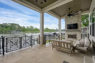 6859 Kingston Cove Ln, Willis, TX 77318 - Photo 4