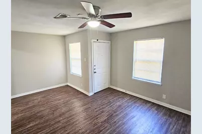 8782 Flossie Mae Street, Houston, TX 77029 - Photo 4