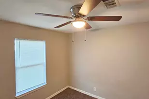 8782 Flossie Mae St, Houston, TX 77029 - Photo 12