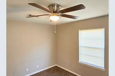 8782 Flossie Mae Street, Houston, TX 77029 - Photo 8