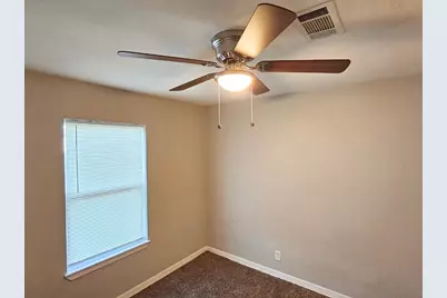 8782 Flossie Mae Street, Houston, TX 77029 - Photo 10