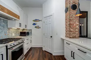 1624 Avenue K, Galveston, TX 77550 - Photo 18