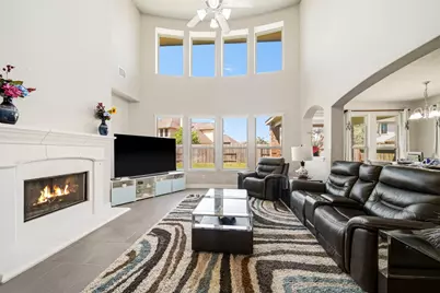 6211 Calico Pointe Court, Sugar Land, TX 77479 - Photo 12