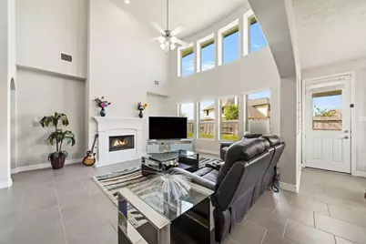 6211 Calico Pointe Court, Sugar Land, TX 77479 - Photo 10