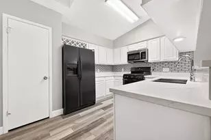 6354 Dellfern Dr, Houston, TX 77035 - Photo 8