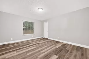 6354 Dellfern Dr, Houston, TX 77035 - Photo 12