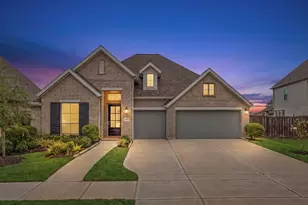 11814 Bush Tail Ct, Mont Belvieu, TX 77523 - Photo 2