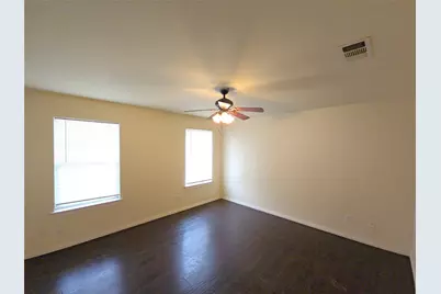 6131 Andwood Street #B, Houston, TX 77087 - Photo 6