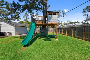 102 Enchanted Oaks Ct, Spring, TX 77388 - Photo 4