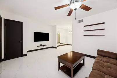 11540 Chimney Rock Road #112, Houston, TX 77035 - Photo 2