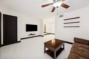 11540 Chimney Rock Rd, Houston, TX 77035 - Photo 2