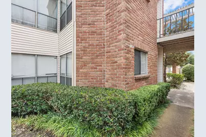 10179 Oakberry Street, Houston, TX 77042 - Photo 2