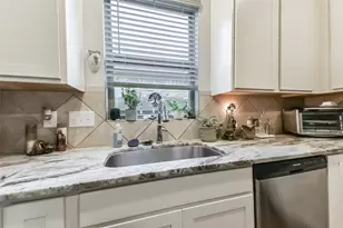 2136 Windy Grove Dr, Texas City, TX 77568 - Photo 12