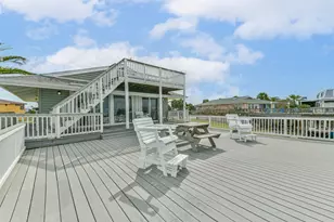 16542 E Bayside Way, Galveston, TX 77554 - Photo 6