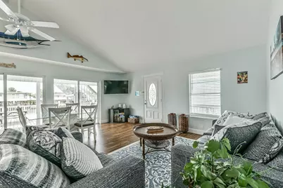 16542 E Bayside Way, Galveston, TX 77554 - Photo 10