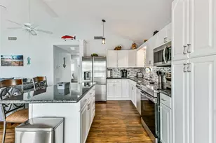 16542 E Bayside Way, Galveston, TX 77554 - Photo 12