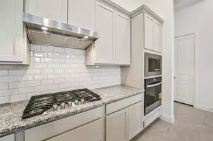 16018 Tangled Vine Ln, Conroe, TX 77302 - Photo 14