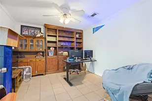 1818 New Orleans St, Deer Park, TX 77536 - Photo 6