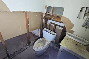 7930 Carolwood Dr, Houston, TX 77028 - Photo 20