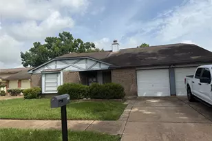 19710 Southaven Dr, Houston, TX 77084 - Photo 2