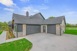 5403 Woodland Park Dr, College Station, TX 77845 - Photo 4