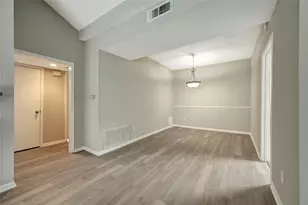 2100 Tanglewilde St, Houston, TX 77063 - Photo 14
