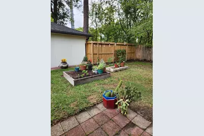 7035 Oak Bough Drive, Houston, TX 77088 - Photo 6