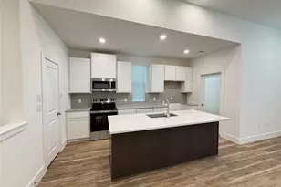 6059 Cebra St, Houston, TX 77091 - Photo 8