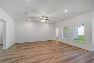 11931 Pondwood Dr, Cypress, TX 77429 - Photo 4
