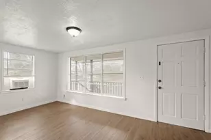 105 W Linney St, Dayton, TX 77535 - Photo 16