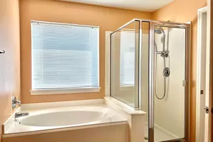 12414 Jasmine Brook Ln, Houston, TX 77089 - Photo 10