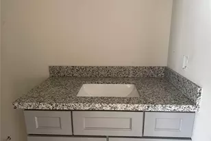 110 Harvey Blvd, Baytown, TX 77520 - Photo 4