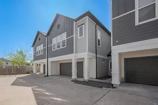 2518 Terry St, Houston, TX 77009 - Photo 2