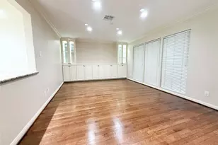 5545 Pagewood Ln, Houston, TX 77056 - Photo 6