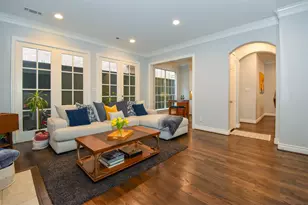 3226 Pemberton Cir Dr, Houston, TX 77025 - Photo 10