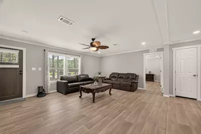 9910 Oak Leaf Street, Baytown, TX 77521 - Photo 6