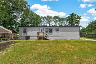 9910 Oak Leaf St, Baytown, TX 77521 - Photo 34
