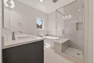 3350 Pinemont Drive, Houston, TX 77018 - Photo 18
