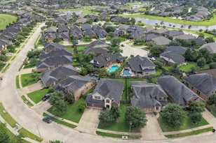 12407 Ember Village Ln, Tomball, TX 77377 - Photo 2
