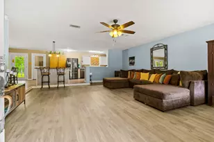 4420 Shady Ln, Huntsville, TX 77320 - Photo 6