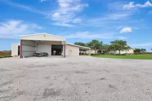 444 Co Rd 237, Ganado, TX 77962 - Photo 44