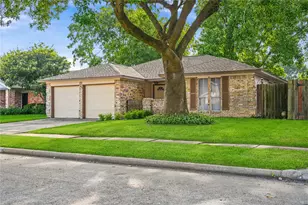 6523 La Violetta Dr, Houston, TX 77083 - Photo 16
