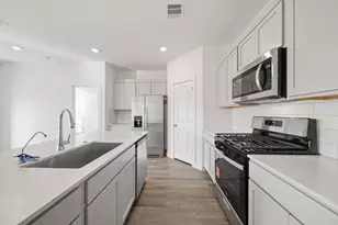 4309 Wallace Fls Ln, Conroe, TX 77303 - Photo 6