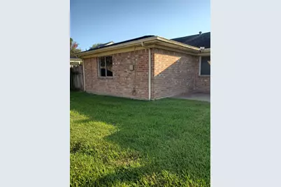 15407 Runswick Drive, Houston, TX 77062 - Photo 30