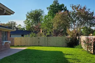 15407 Runswick Dr, Houston, TX 77062 - Photo 28