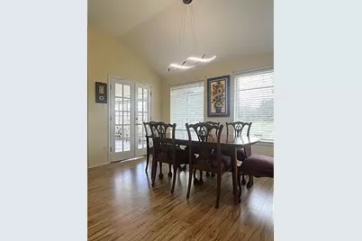 2735 S Peach Hollow Circle, Pearland, TX 77584 - Photo 8