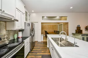 11638 Evesborough Dr, Houston, TX 77099 - Photo 12