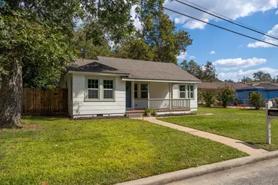 1517 Live Oak Street, Columbus, TX 78934 - Photo 2