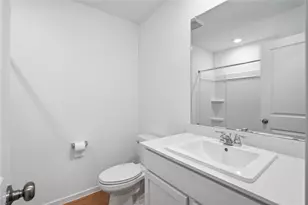 9910 Cliffside Ridge Dr, Baytown, TX 77521 - Photo 18